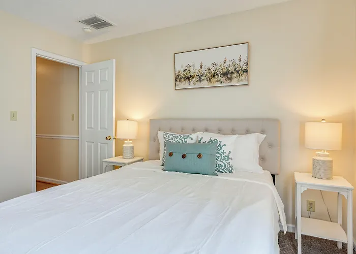 W/ Large Yard: 6 Mi To Dtwn Winston-salem! Winston-Salem